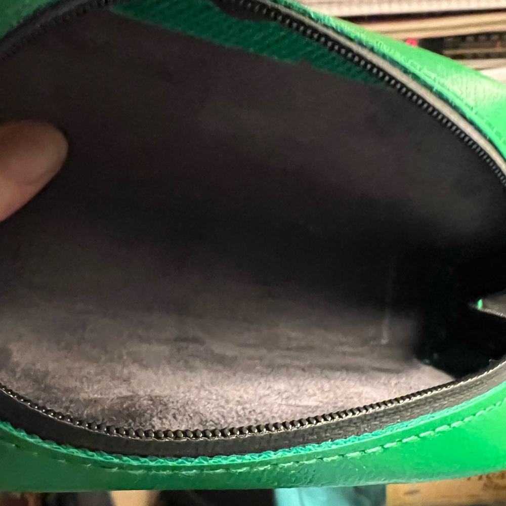 Case only Puma zippered case  No glasses - Picture 3 of 8